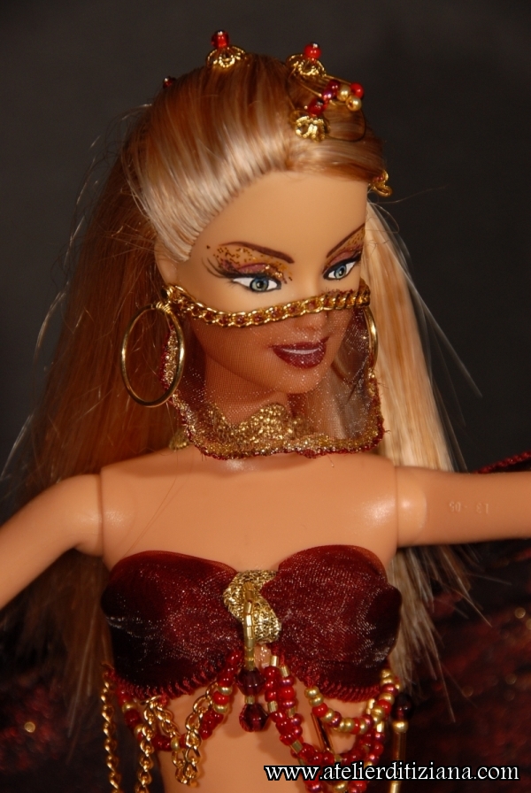 Barbie OOAK UNICA039 - Immagine di dettaglio