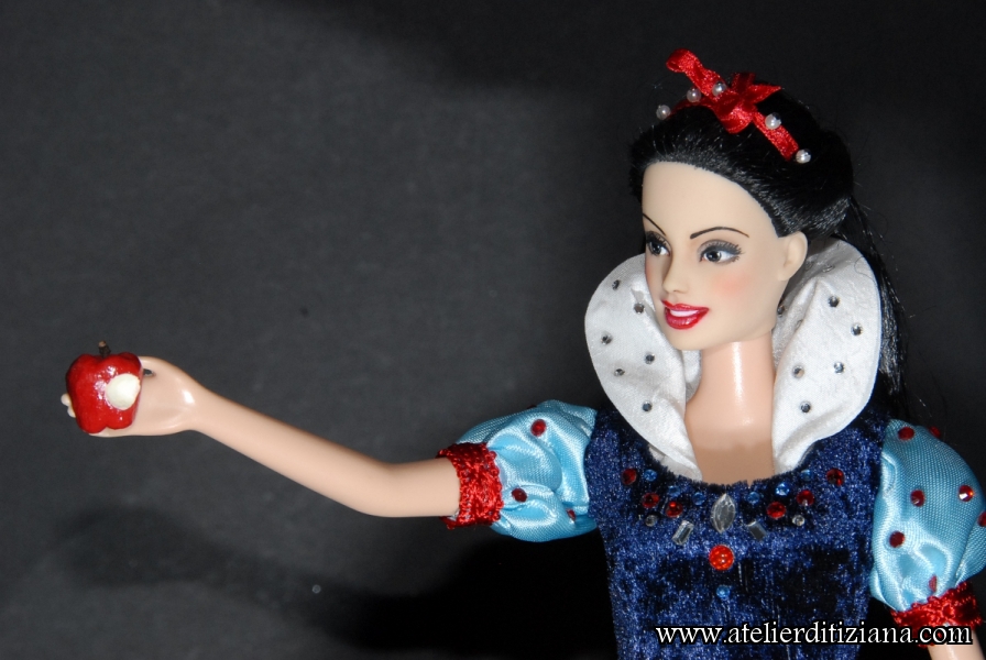 OOAK Barbie UNICA160 - Detail image
